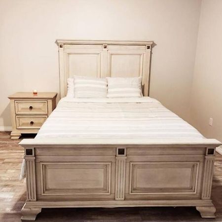 Comfort First - Sleeps 6 Whitehorse Exterior photo