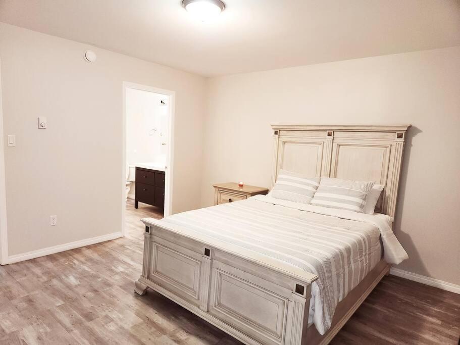 Comfort First - Sleeps 6 Whitehorse Exterior photo