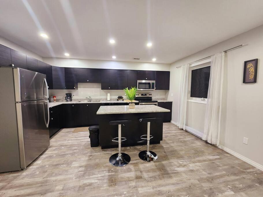 Comfort First - Sleeps 6 Whitehorse Exterior photo